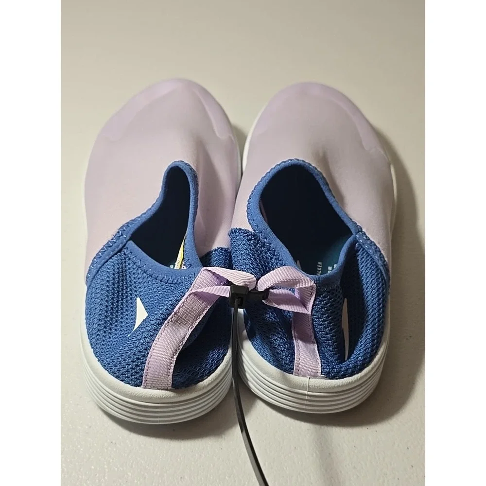 Speedo Surfwalker Rush water shoes Women's Medium (7-8) Purple/Blue